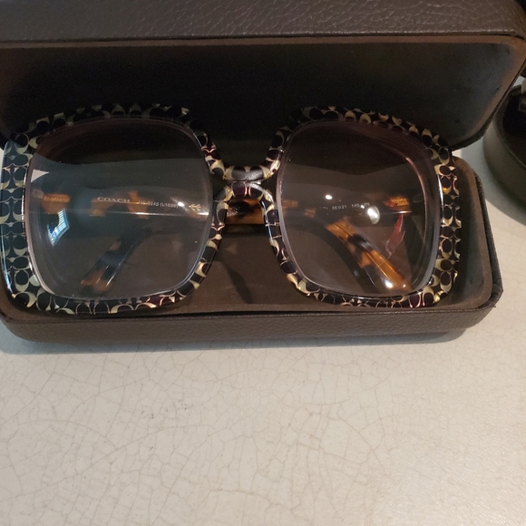 Prescription GLASSES - Picture 3 of 3